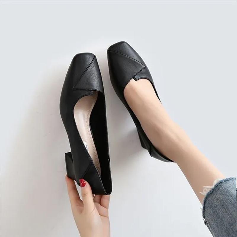 

Сандалии женские, обувь для мам среднего и пожилого возраста, на мягкой подошве, на толстом каблуке, на среднем каблуке, модная повседневная рабочая обувь на широком каблуке 34 чёрный