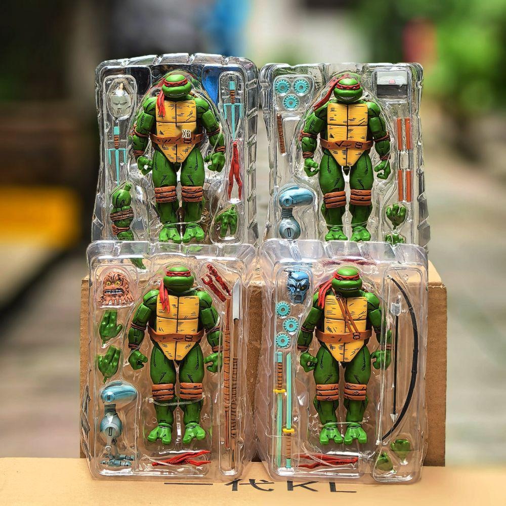 NECA Teenage Mutant Ninja Turtles 7-Inch Articulated Movie Figures - Comic Version (4 Types) 'Return To New York' Edition