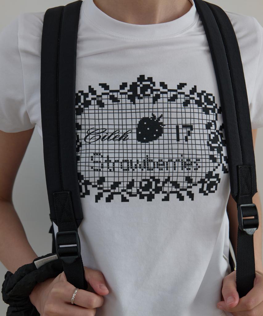 MA JOURNEE Crochet Graphic T-Shirt_White