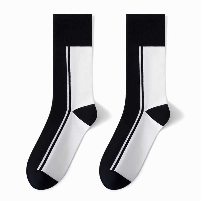 

Женские весенне-осенние всевозможные модные цветные гольфы в вертикальную полоску против образования катышков 1 pair чёрный/белый