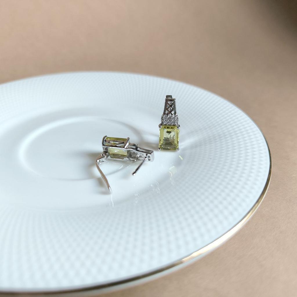 Серебряные серьги с Натуральным зеленим кварцем, фианитами (2162070)