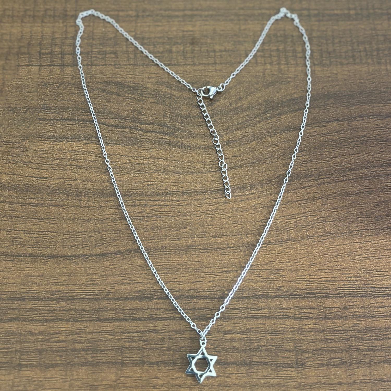 

Изысканное колье-чокер из нержавеющей стали Звезда Давида - Минималистичный дизайн гексаграммы