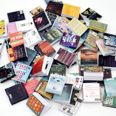 100Pcs Random Miniatures Dollhouse Classical Mini Flip Books Notebook Furniture Decoration Doll Doll Toy Supplies