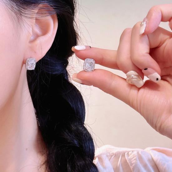 1 Pair Stud Earrings Square Geometric White Cubic Zirconia Clear Ice-Like Stone Ear Studs Retro French Style Jewelry Accessories