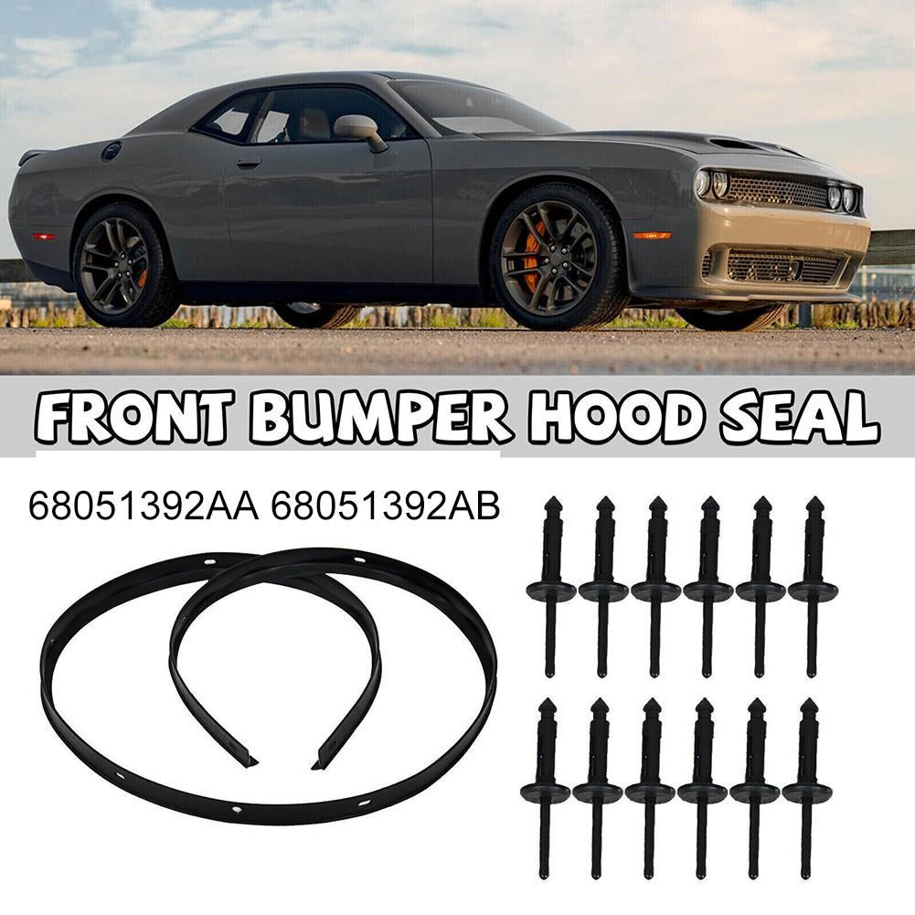 68051392AA Plastový nýt 68051392AB Pro Challenger 2008-2022