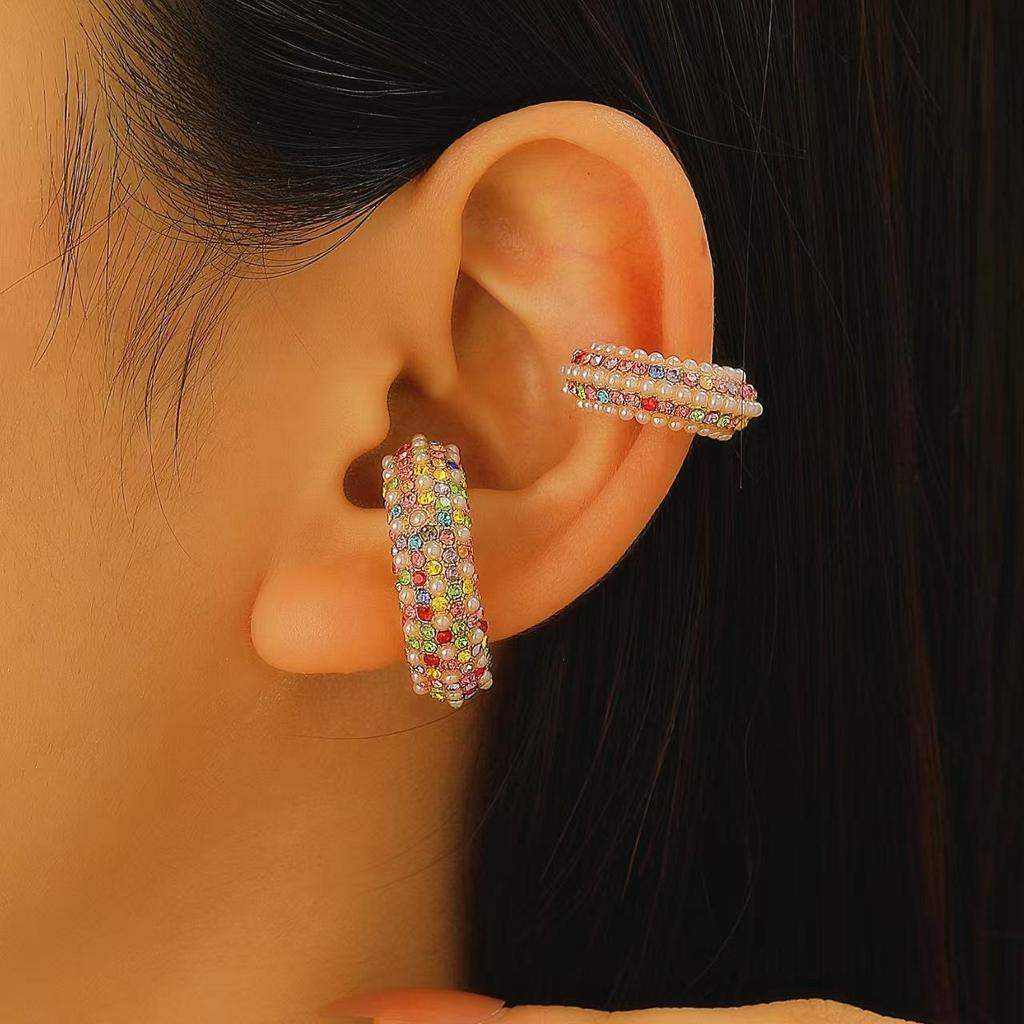 Retro Fashion C-Shaped Bling Ear Clips with Colored Diamonds - Trendy No-Pierce Earrings