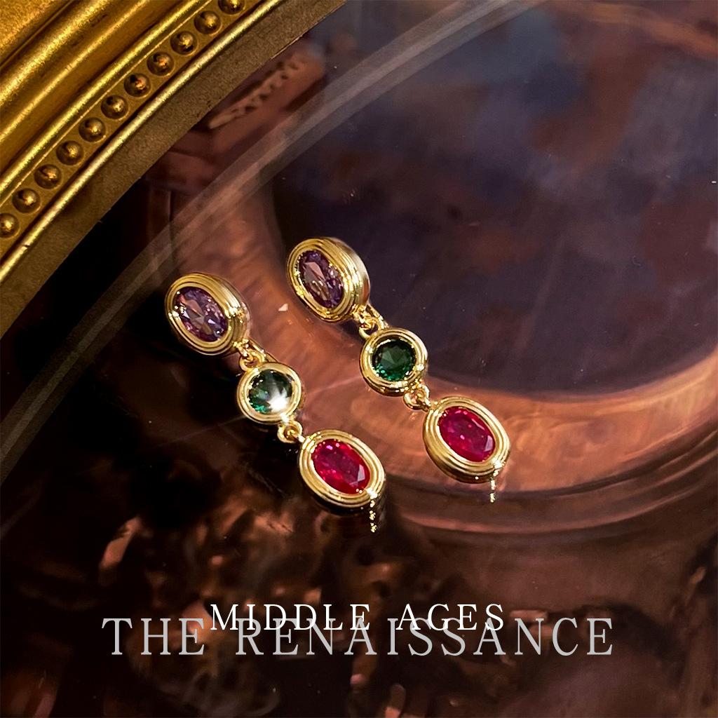 Retro fashion oil-dripping earrings niche temperament medieval style earrings personality high-end pearl earrings