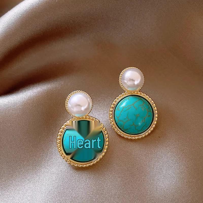 Raffinati Orecchini a Bottone Quadrifoglio Turchese e Cristallo - Elegante Design Geometrico di Alta Gamma per Donna
