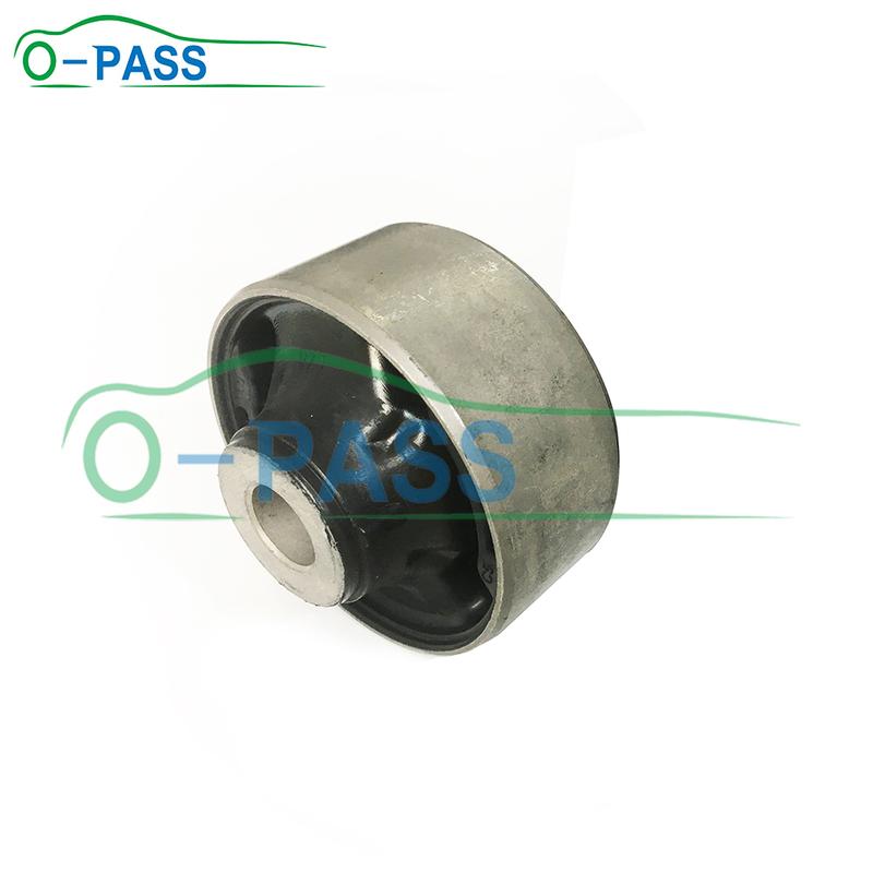 Front Lower Big Control Arm Bushing For Honda Vezel XR-V HR-V II XRV HRV 2013- 51391-T7J-H01 1 Piece