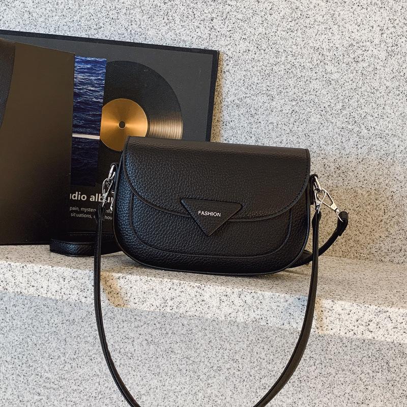 2025 Шикарная маленькая квадратная сумка - Модная текстурированная ретро-кроссбоди для женщин чёрный
