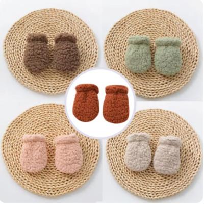 Guanti caldi spessi autunnali invernali per neonati Guanti per bambini Ragazzi Ragazze Guanti antigraffio in peluche Accessori per il viso