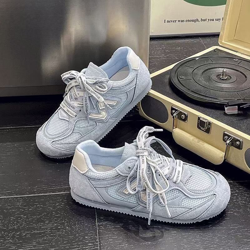 2025 New Summer Mesh Breathable German Training Shoes Women's Popular Sports and Leisure Women's Shoes Thin-soled Sports Shoes Women's