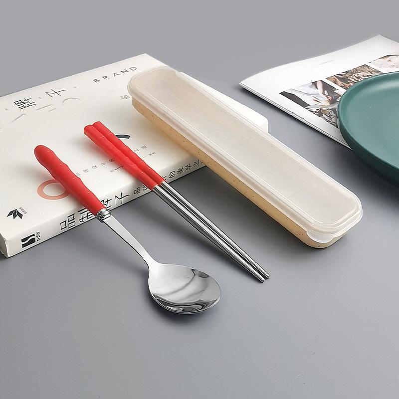 Set di posate ecologiche in paglia di grano: Cucchiaio, Forchetta e Bacchette in Giunto di Bambù - Ideali per Viaggio, Casa, Hotel o come Regalo.