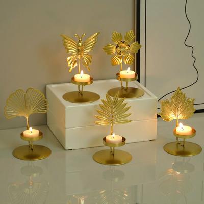 פמוט ברזל, פריט דקורטיבי פשוט לסלון, אביזר וקישוט לארוחת ערב לאור נרות רומנטית לשולחן האוכל