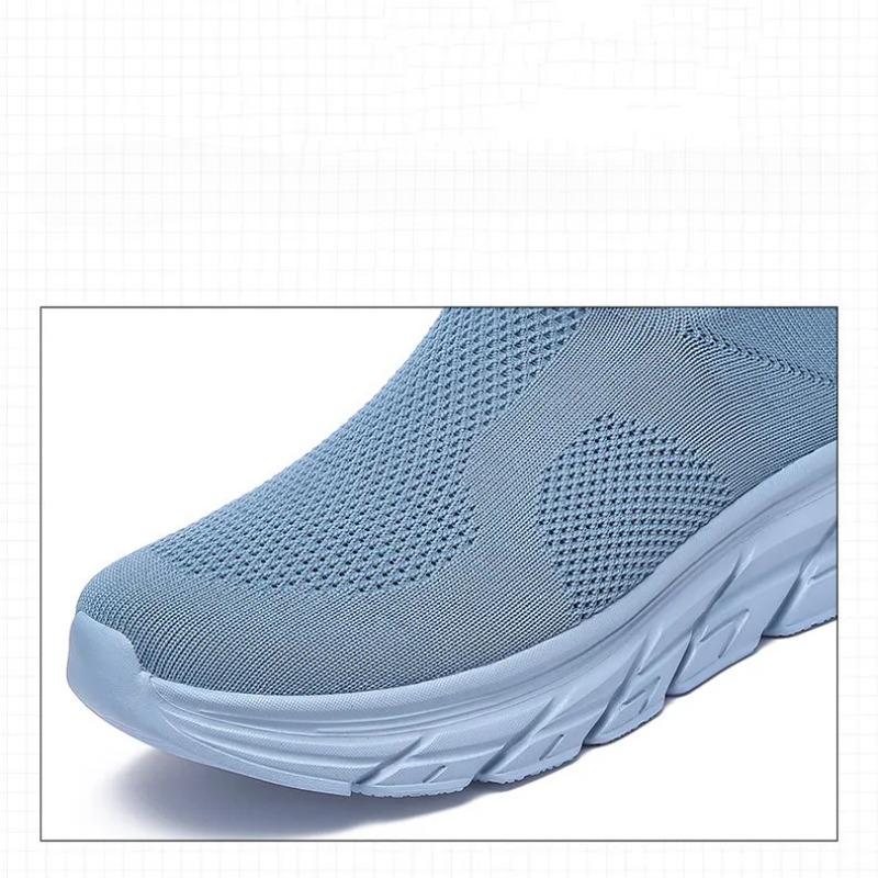 Fashion Green Men Sneakers Breathable Slip On Jogging Shoes Lightweight Trainers Sneakers Women Sports Shoes