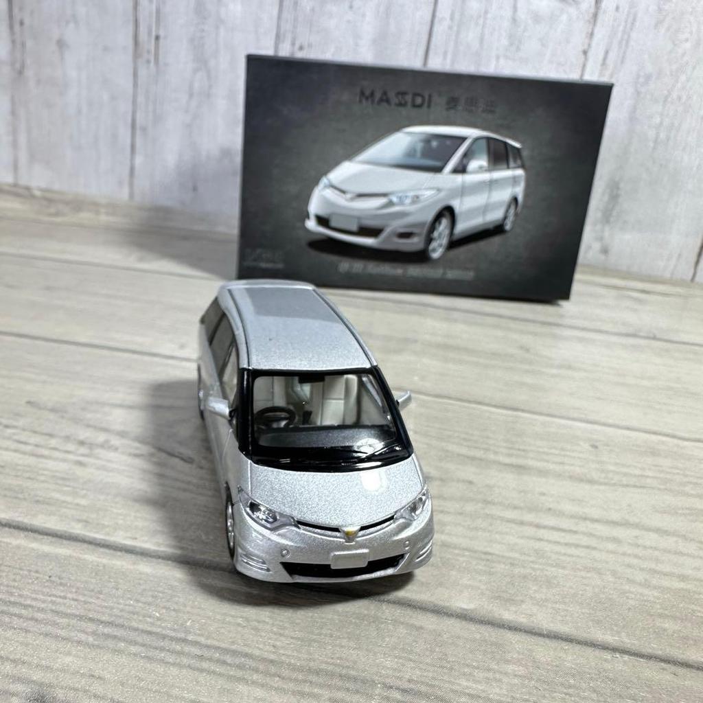 1/64 Toyota Estima 50 Mini Car GSR50 Silver