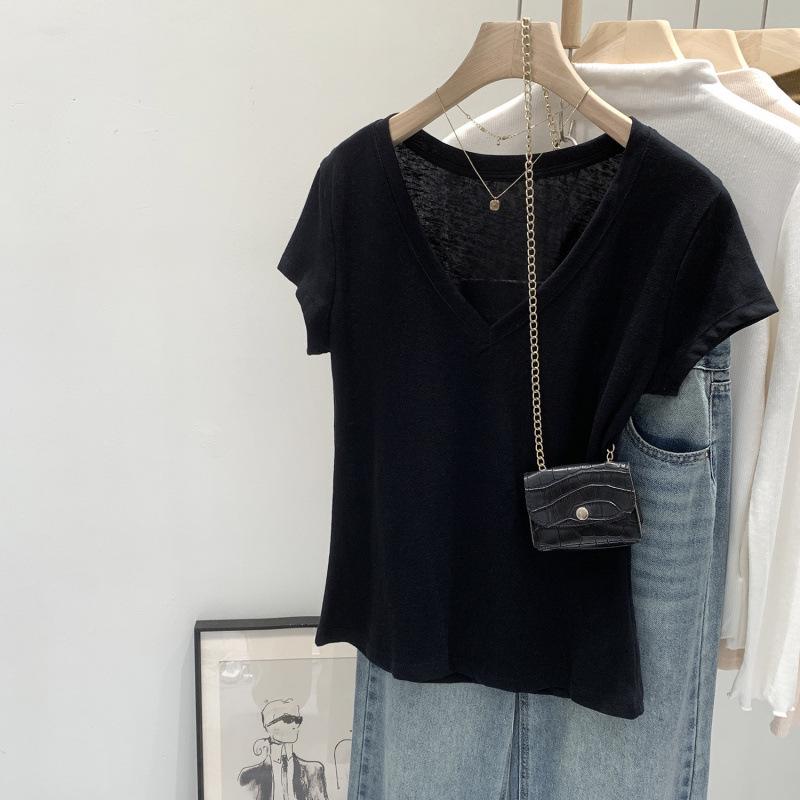 Korean Style V-Neck Short Sleeve Loose T-Shirt for Women – Summer 2026 Edition