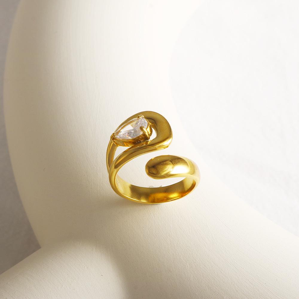 

18K Gold-Plated Asymmetric Diamond Ring - European & American Fashion