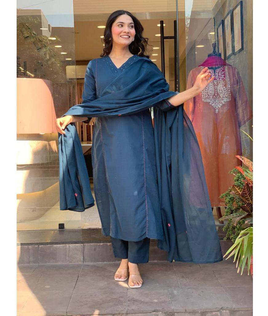 Damski Designerski Zestaw Kurta Palazzo Indyjski Bollywoodzki Zestaw Salwar Kameez Rayonowa Kurti SC-2131