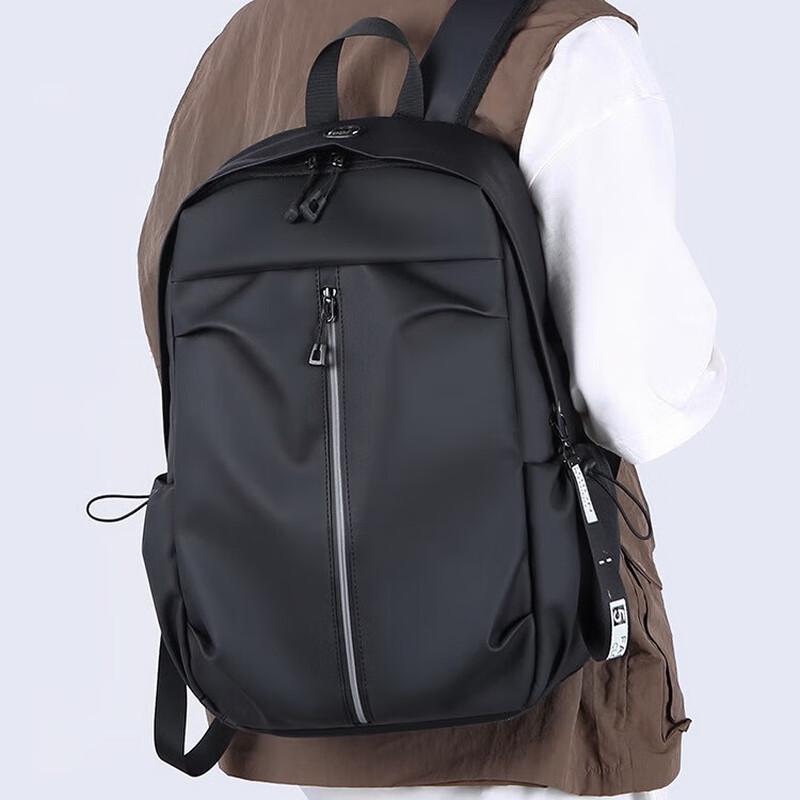 YUESKANGAROO Casual Travel Backpack