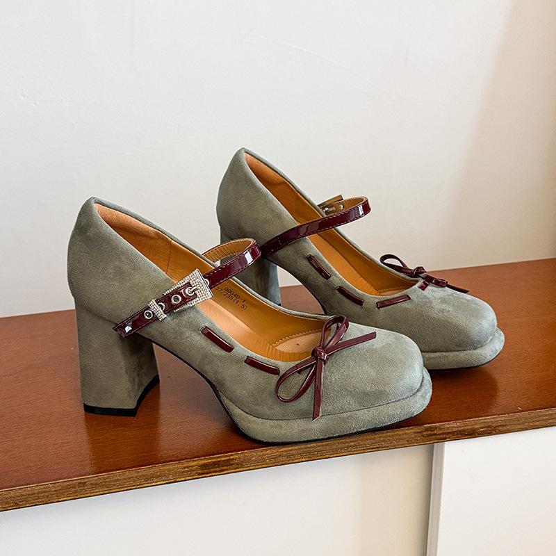 Nuova Piattaforma Primavera Tacco Spesso Scarpe Mary Jane da Donna Fibbia a Fiocco di Farfalla Moda Scarpe Lolita Eleganti Pumps da Sera per Signore