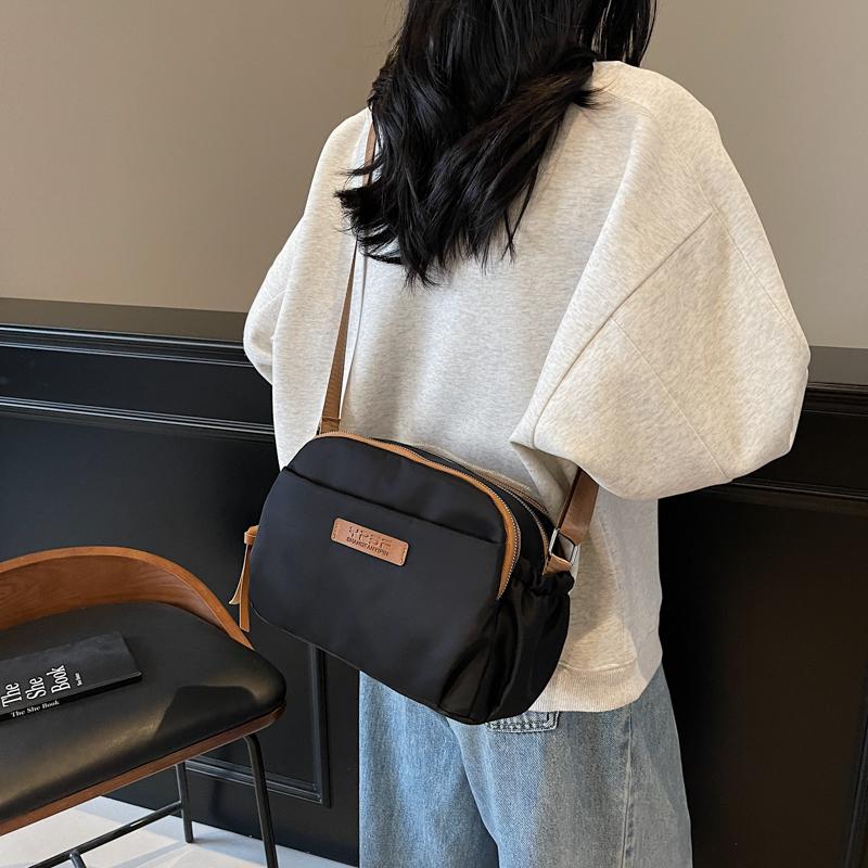 High Quality Nylon Shoulder Bag for Women Portable Waterproof Crossbody Handbag Lightweight Daily Wallet Bag