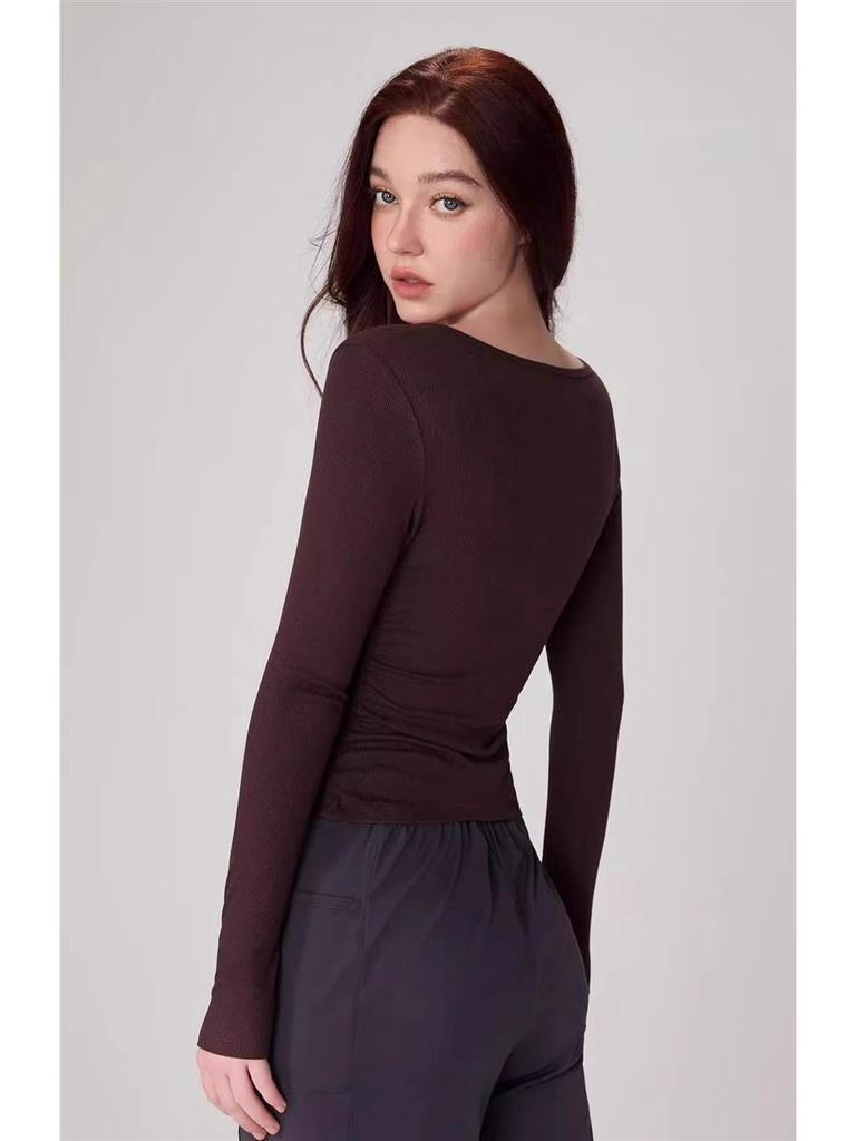 Alo Yoga Figurbetontes geripptes Rundhals-Leichtgewicht-Yoga-Top für Frühling & Sommer