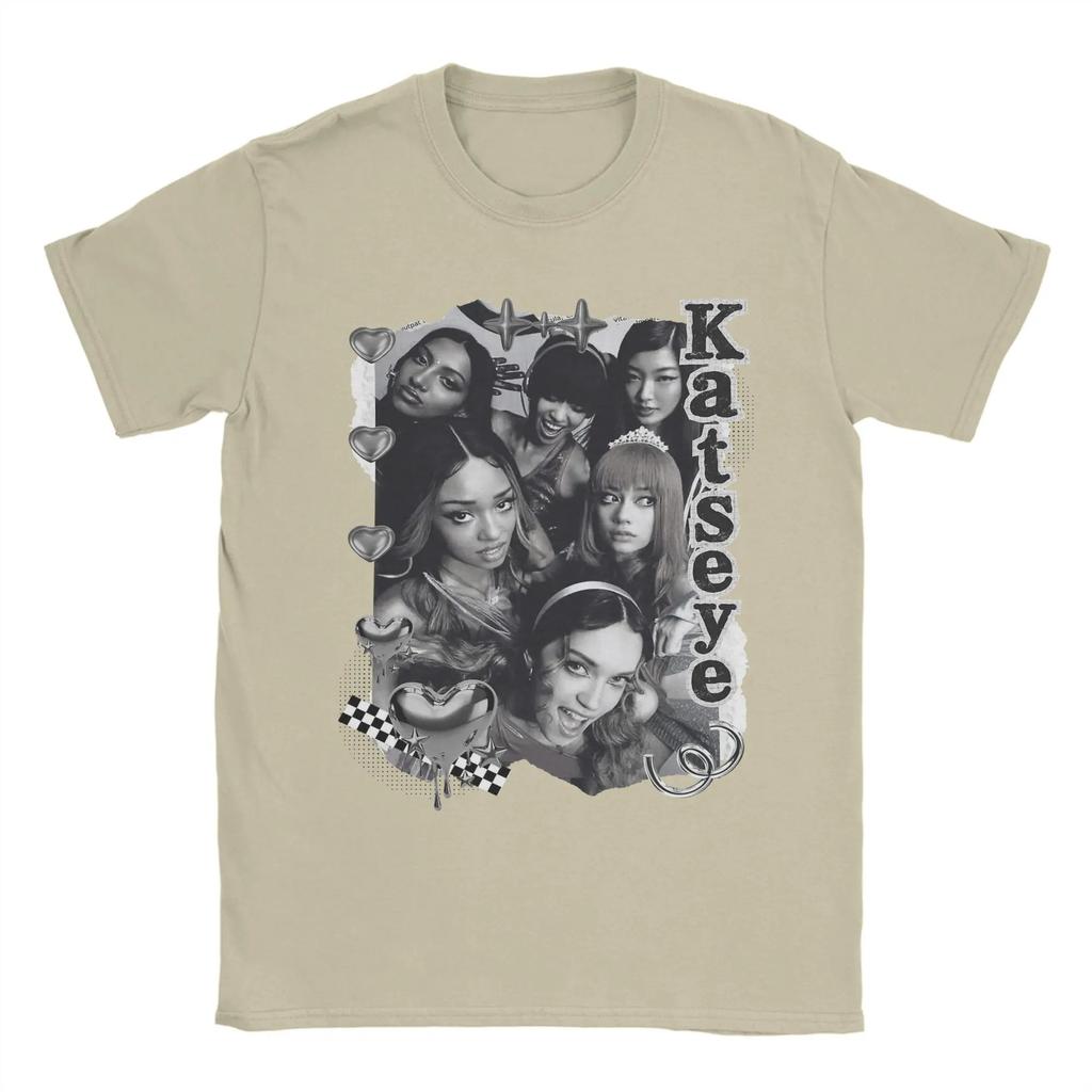 KATSEYE K-pop Girl Group Y2K Retro Stampa Collage Bianco e Nero T-Shirt | Accento Cuore e Scacchiera Unisex Cotone Casual Manica Corta Streetwear Top