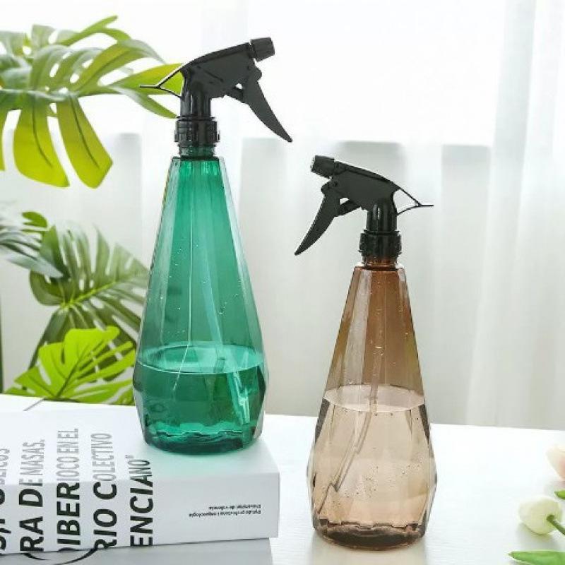 Wanghong Dual Mode Spray Bottle: Compact Diamond Design for Garden Watering, Flower Spraying, and Disinfection