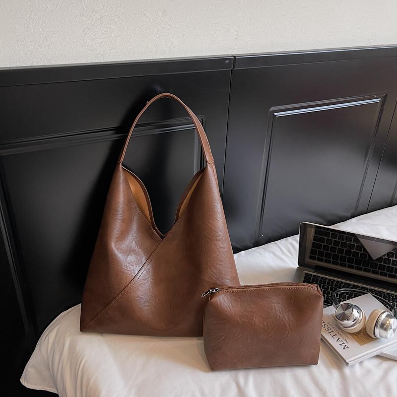Large Capacity Retro Bag Women's Shoulder Bag Commuter Tote Bag
