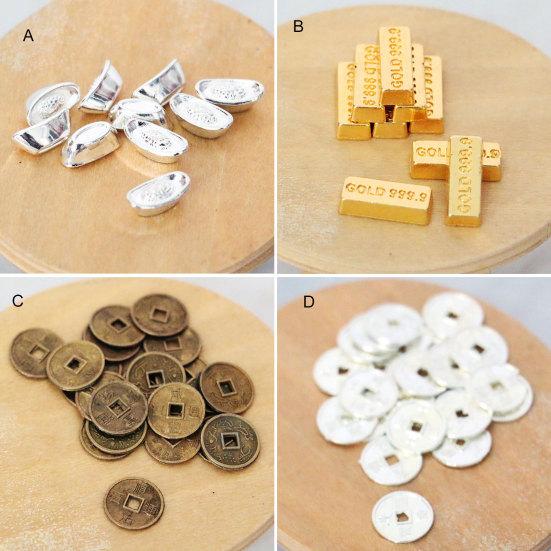 10Pcs Dollhouse Golden Coins High Reduction Degree Shooting Props Simulated Creative Doll House Ingots for Household