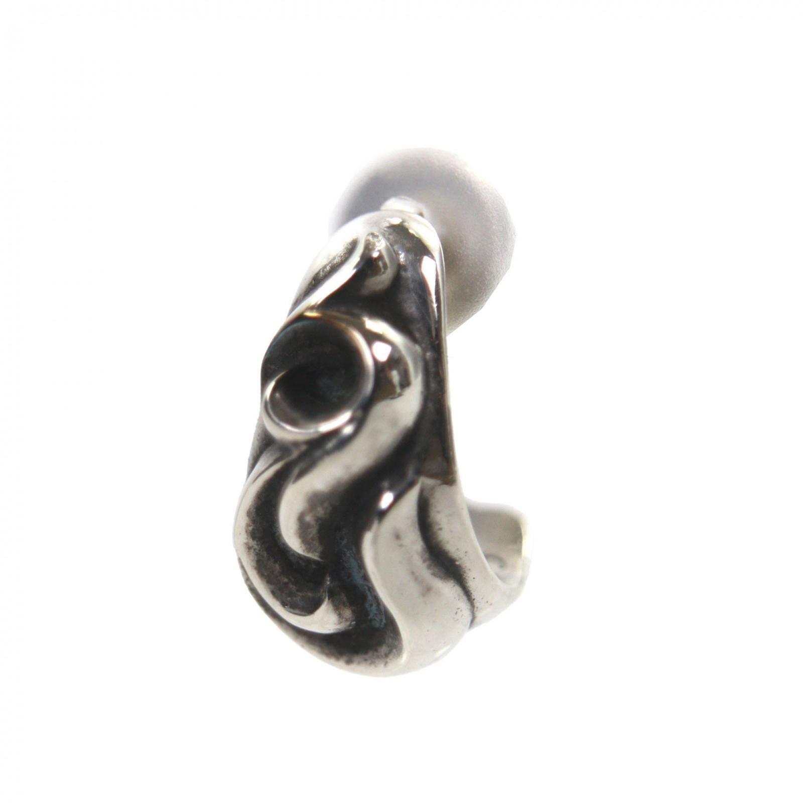 

Excellent CHROME HEARTS Pierce Curved teardrop For one ear Silver 925 Used
