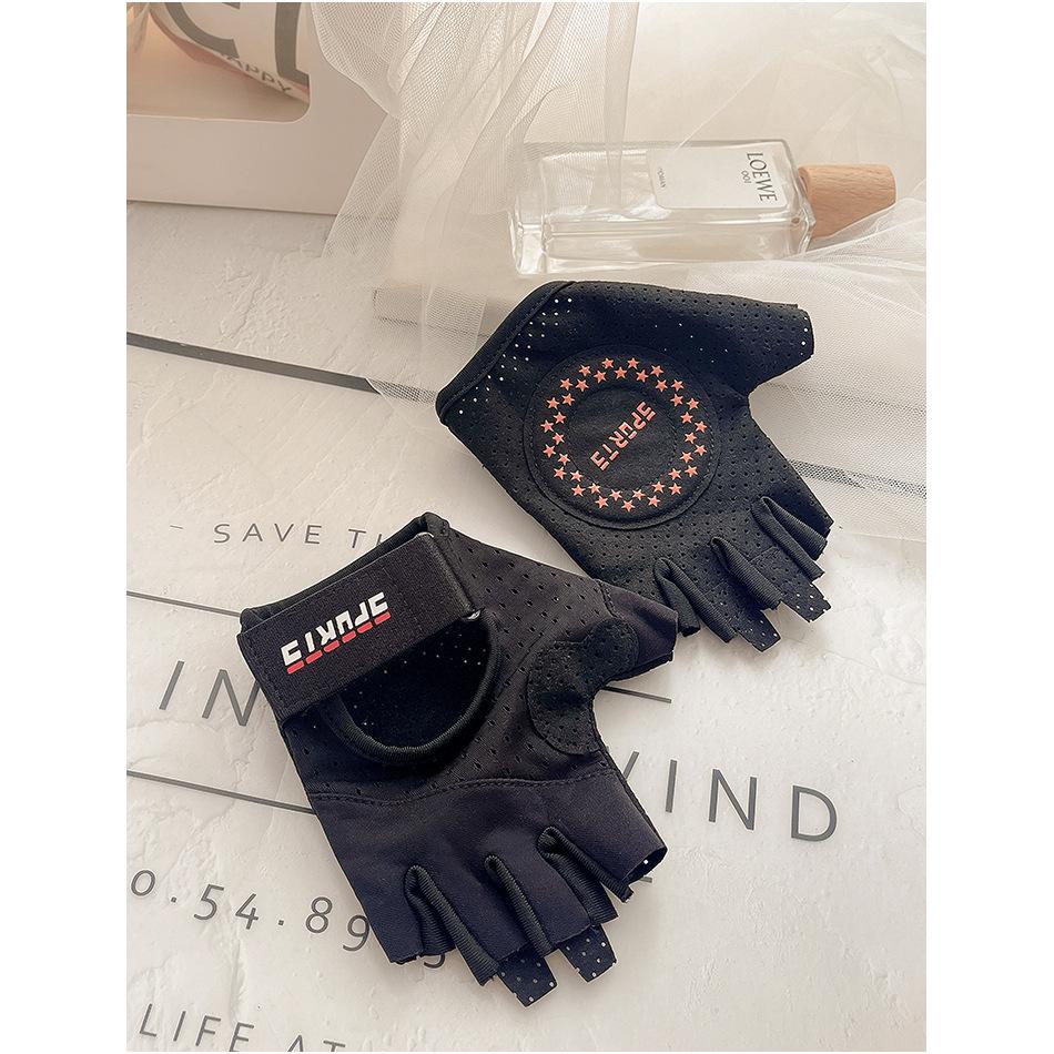 Summer outdoor gloves men's and women's yoga non-slip half finger training wear-resistant breathable fitness gloves new products