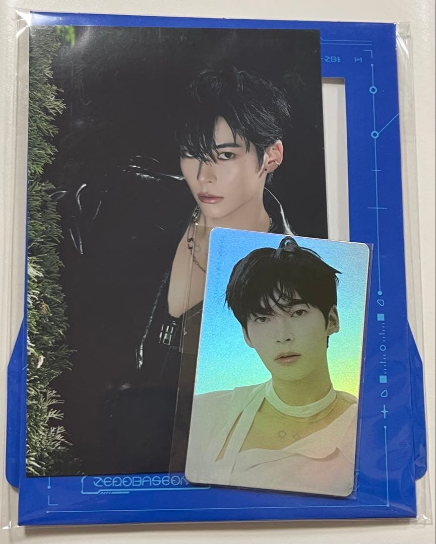 

[USED] ZB1 Hanbin Korean Pop-up Photo Frame BLUE PARADISE