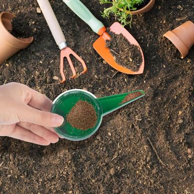 2 Pcs Mini Seeds Spreader Adjustable Seeds Dispenser with 5