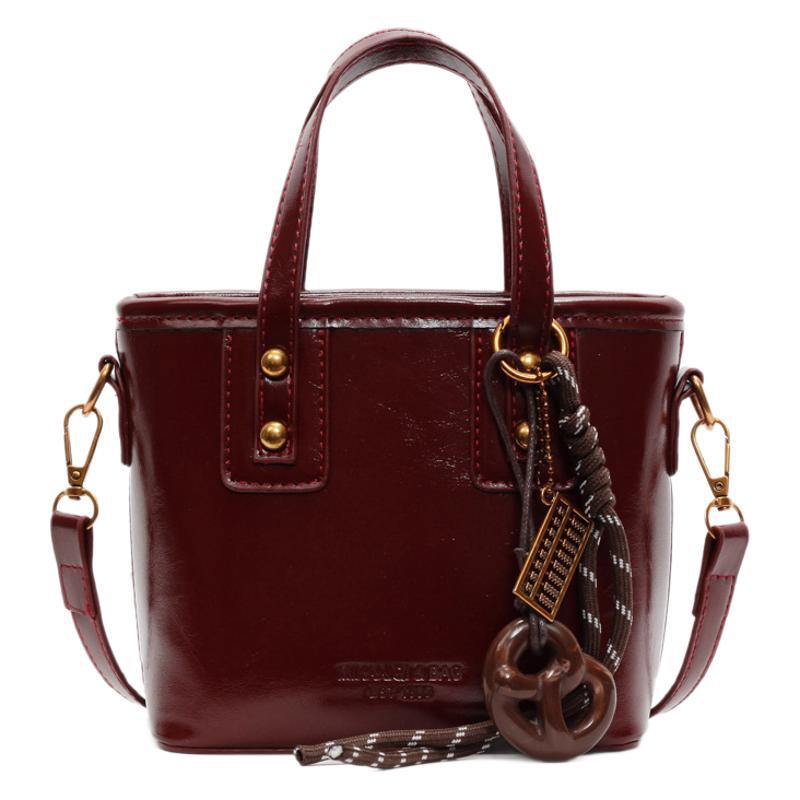 2025 new bag women's bag trendy fashion small square bag popular plush pendant shoulder messenger bag premium feeling bag