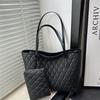 Large Capacity Rhombus Casual Women's Bag 2025 New Simple Casual Shoulder Tote Handbag Bag Women