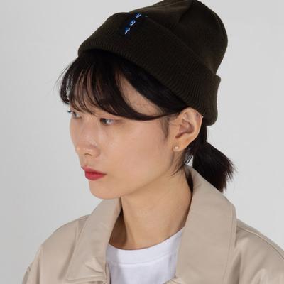 ODD DOT ODD Label Kurze Beanie_Kakhi