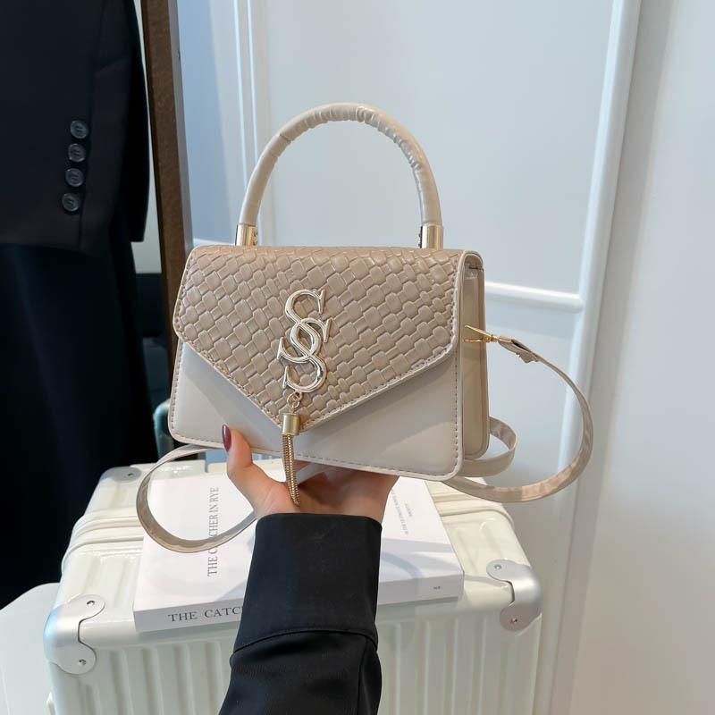 Splicing Personalized Trend Commuter Messenger Bag Women's New Fashion Simple Shoulder Personalized Small Square Bag