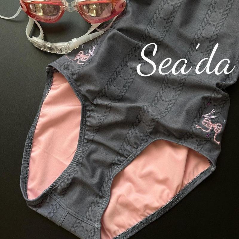 [Grey Yao Fendai] Grey embroidery pattern swimming special professional racing one-piece swimsuit slightly fat large size