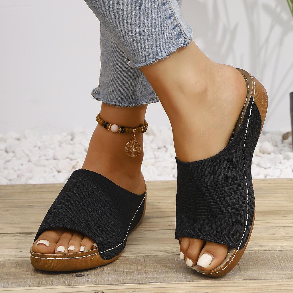 2025 spring and summer new flying woven slope heel slippers fashionable simple and lightweight one word fashionable large size slippers women