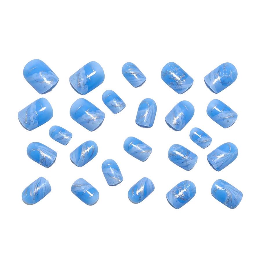 Elegante Blau-Weiß-Verlauf Tragbare Nagelspitzen - Europäische & Amerikanische Falsche Nagelaufkleber