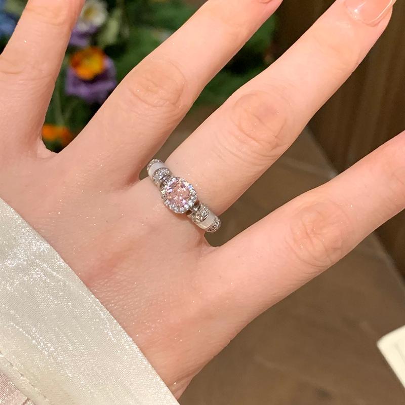 Korean Style Pink Geometric Zircon Ring – Sweet, Fashionable, and Adjustable for a Light Luxury Feel