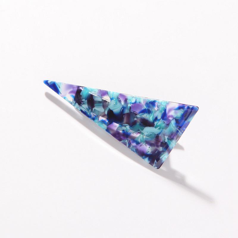 

1 шт. Модные заколки для волос из смолы треугольной формы для женщин, заколки для волос, блестящие, с сердечком, ракушкой, зажим для волос, модные аксессуары для волос, подарок