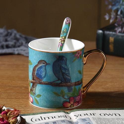 

Pastoral 400ml Bone China Coffee Mug Cup with Lid and Spoon Ceramic Flower and Bird Tea Milk Couple Cups with Gift Box 400ML синій