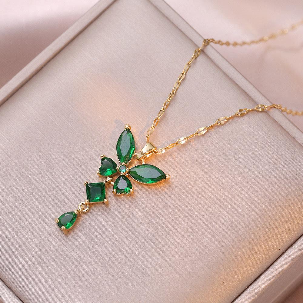 Butterfly Necklace with Color-Retaining Zircon - Fashionable, Versatile Women's Jewelry Accessory.