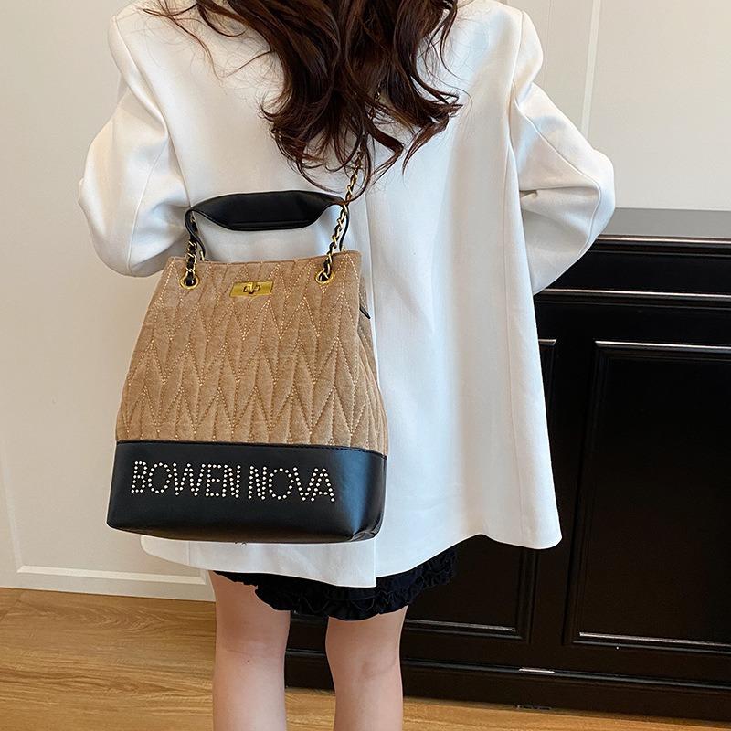 Rudens un ziemas retro augstas klases izjūta augstas klases soma sieviešu jauna modes un populāra daudzpusīga kurjersoma spainītis