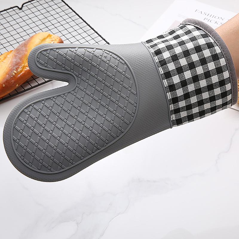 Silicone Insulated Glove, Anti Slip, Lengthened, Thickened, High-Temperature Resistant Kitchen Anti Scalding Device
