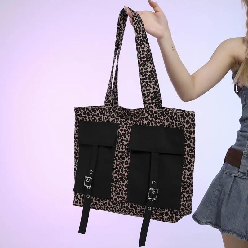 

Large Capacity High-End Tote For Autumn Winter Canvas Zipper Contrasting Patchwork Leopard Print Shoulder Bag Premium