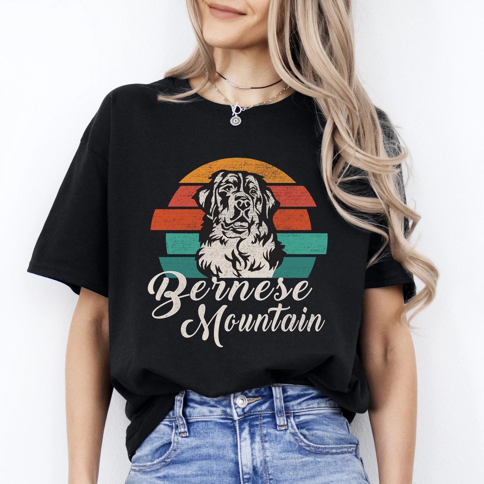 Bernese Mountain T-Shirt gift Retro Bernese Mountain Dog mom Unisex Tee Black Na M